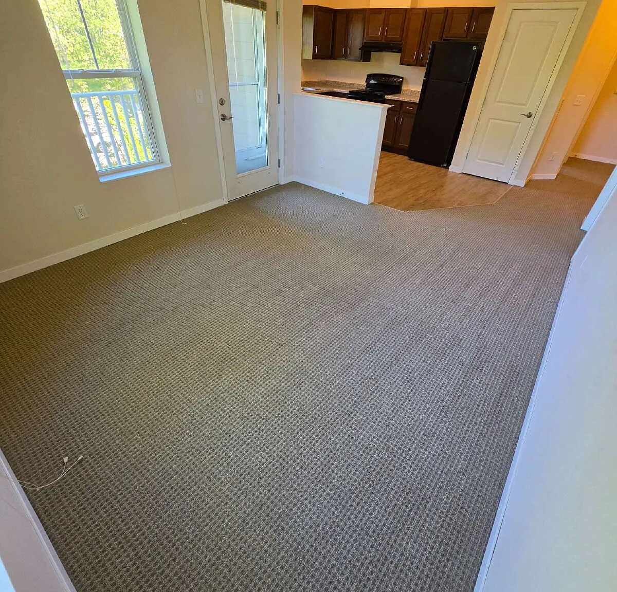 2 bed, 1.0 bath, 948 sqft, $1,400 — Photo 3