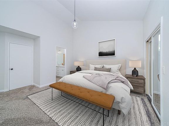 4th image of 823 Cedarbend Way