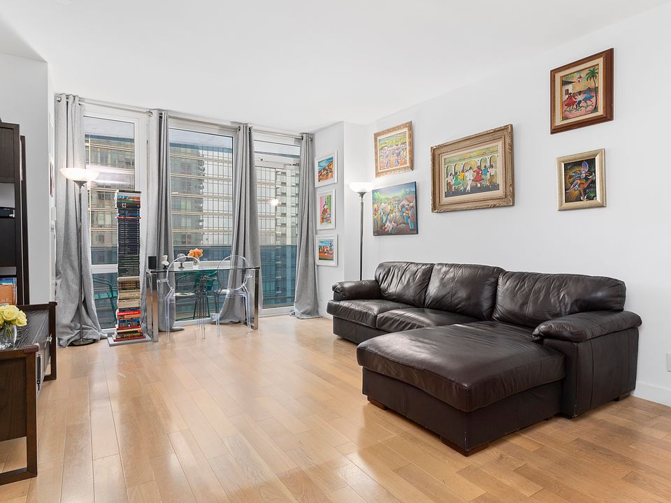 1st image of 22 N 6th St APT 25A