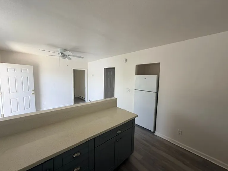 5415 Imperial Ave — Photo 18
