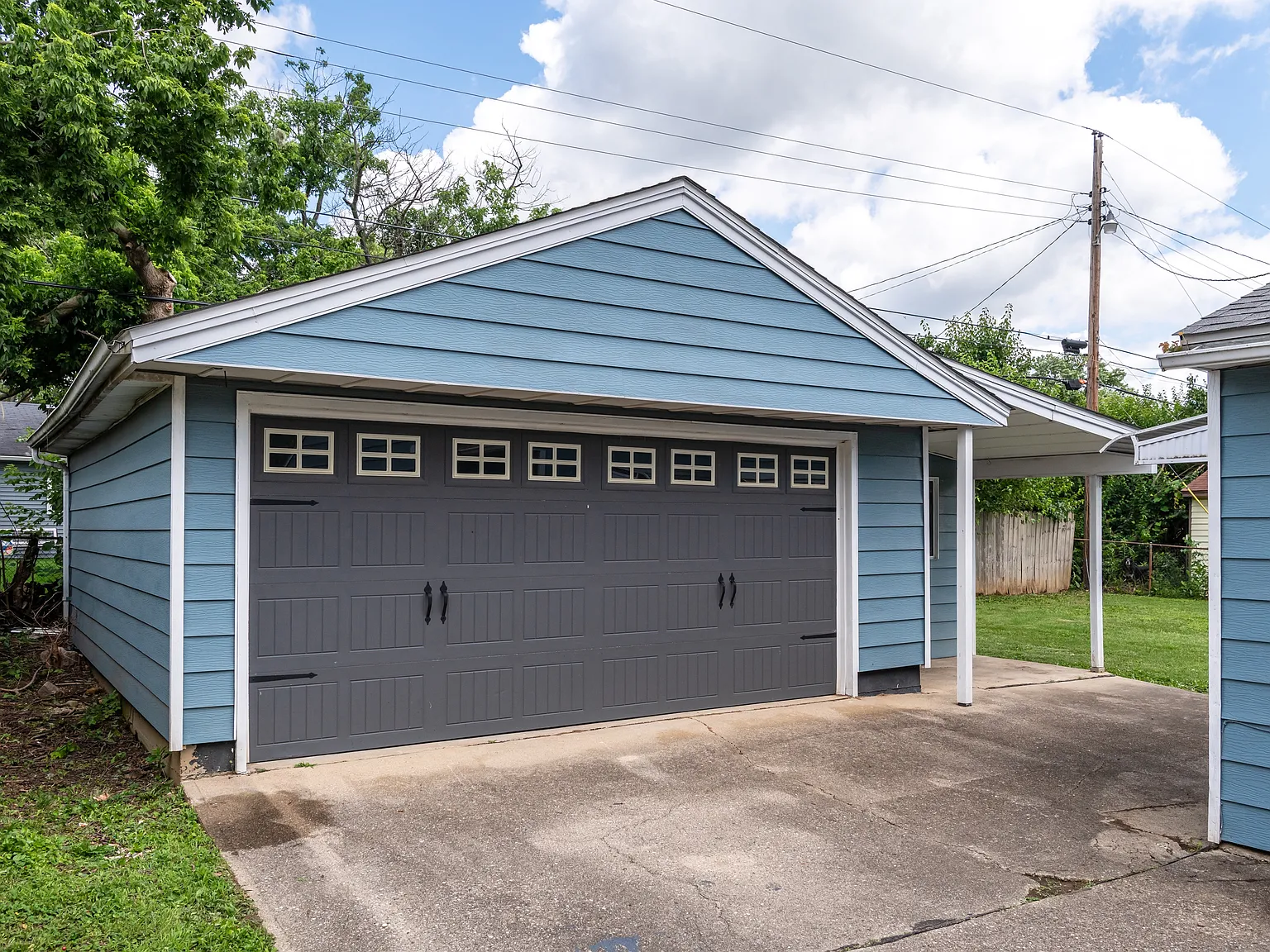 4 bed, 1219 sqft, $1,850 — Photo 4