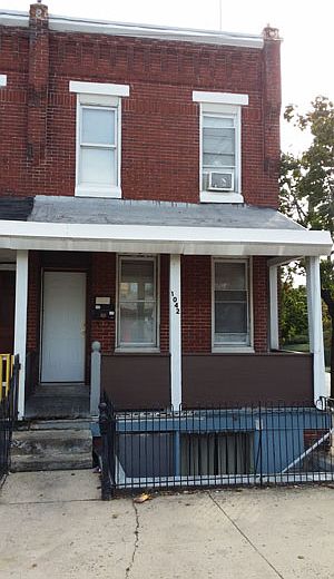 2nd image of 1042 W Airy St