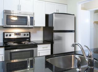 475 Sherwood Dr #304, Sausalito, CA 94965