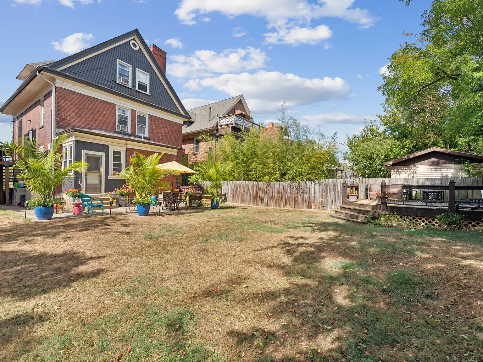 3 bed, 1625 sqft, $1,600 — Photo 2