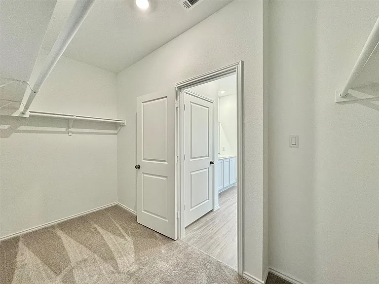 1316 Acorn Oak Dr — Photo 31