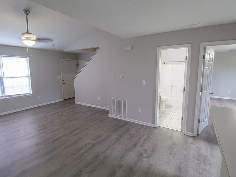 1602 High Quest Cir — Photo 8