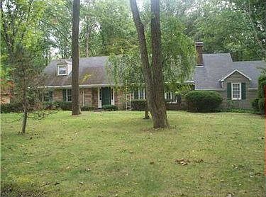 1st image of 2760 Woodhill Dr