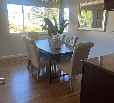 Dining Kitchen Area