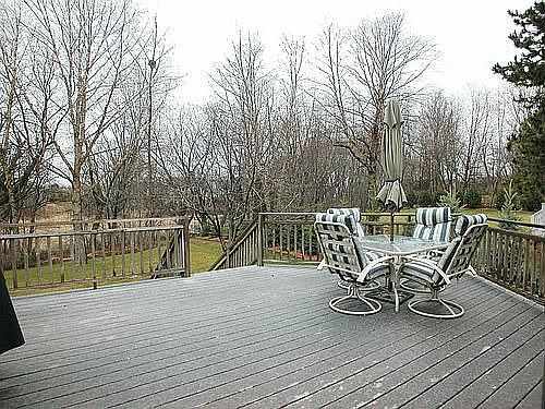 3rd image of 9638 Brookview Ct