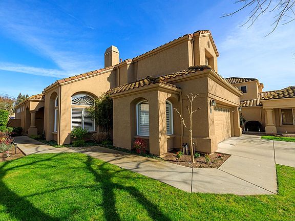 2nd image of 404 Solmar Ct