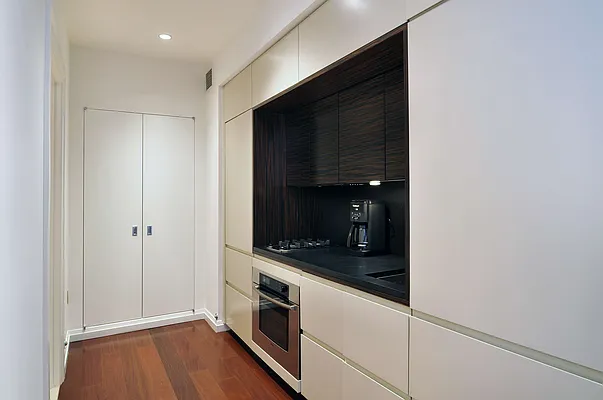 Rented by Compass | media 12