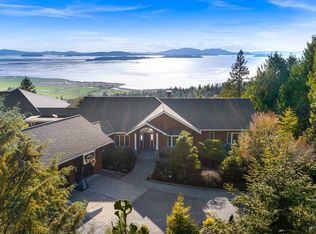 15949 Mountain Dr, Bow, WA