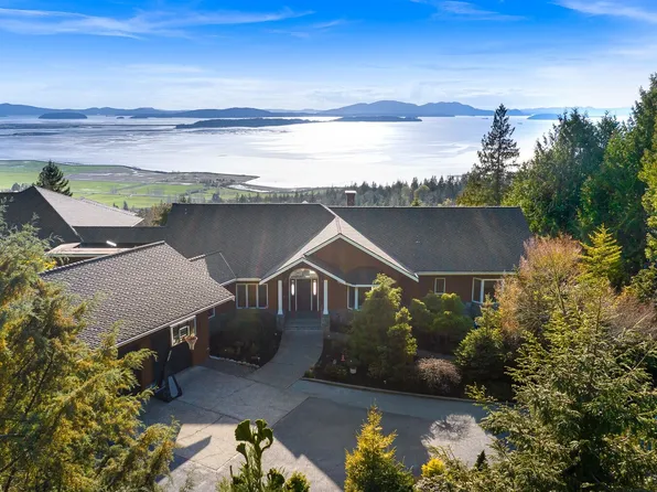 15949 Mountain Drive, Bow, WA 98232