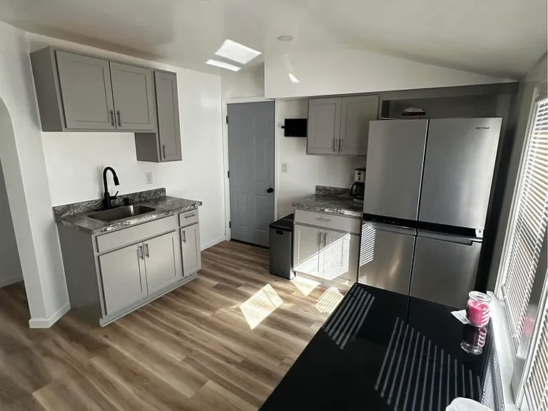 3420 S 19th St — Photo 1