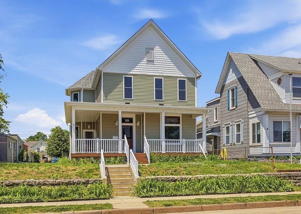 1st image of 821 Garfield Ave