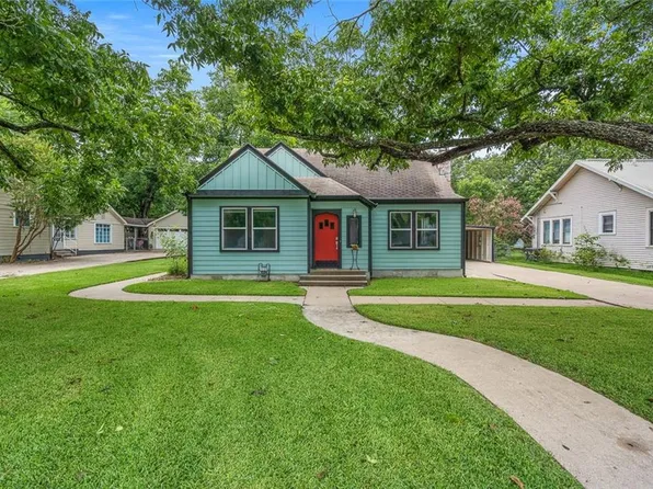 1709 Lexington St, Taylor, TX 76574