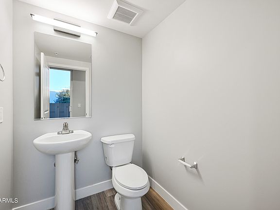 4th image of 1023 W 5th St #1003