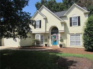 12013 Moonshadow Ln, Huntersville, NC 28078