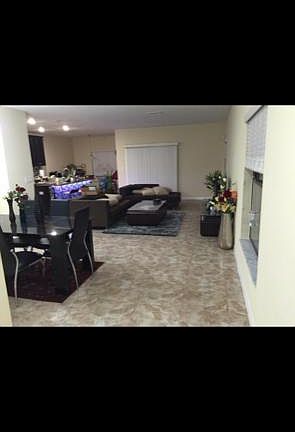 3rd image of 1118 Ballard Green Pl