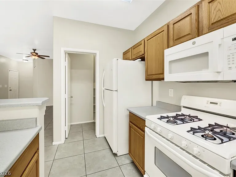 1624 Clint Canyon Dr — Photo 6