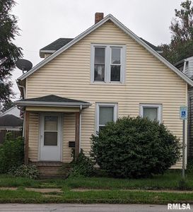 1529 W 4th St, Davenport, IA, 52802