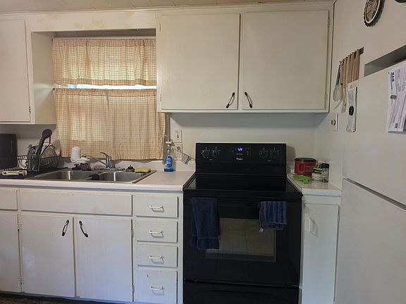 5th image of 11329 Alpine Dr