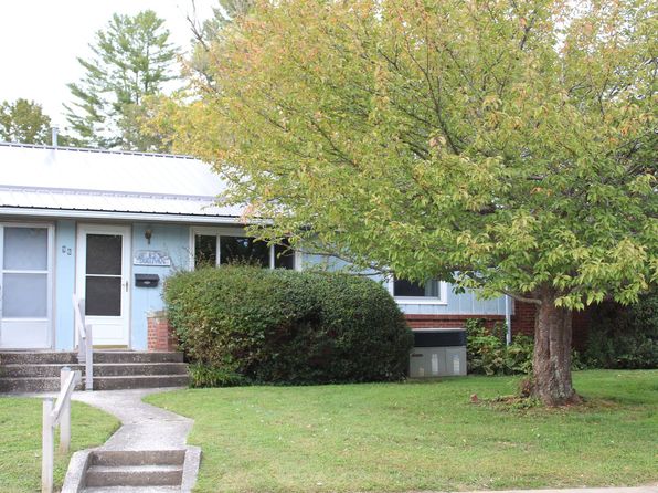 96 Trowbridge Ln