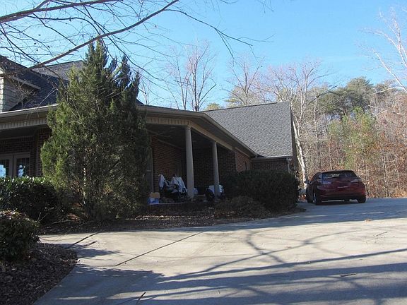 2nd image of 583 Leatha Ln NW