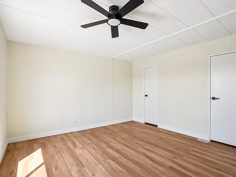 32700 Saint Andrews Dr — Photo 32