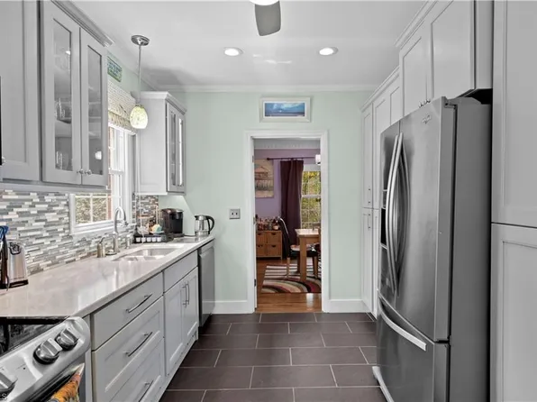 5664 Regents Park Rd, Kernersville, NC 27284