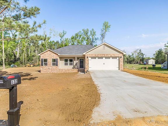 2nd image of 132 Long Pines Cir