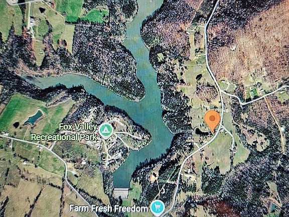 3rd image of 1697 Wooley Rd