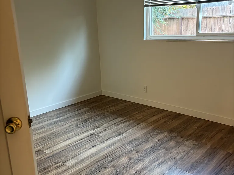 28 Mermaid Ct — Photo 21