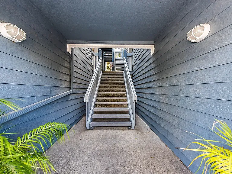 8182 Mainsail Dr #102 — Photo 23