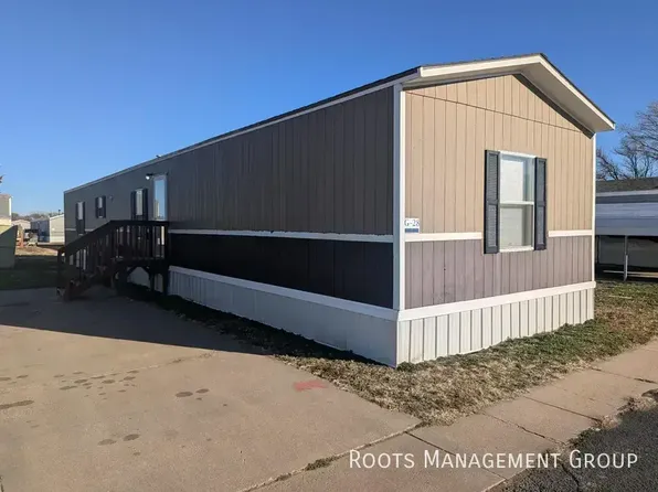 1010 Reservation Rd, Hays, KS