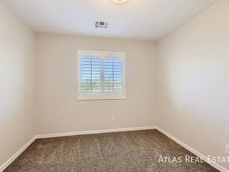 17456 W Mauna Loa Ln — Photo 8