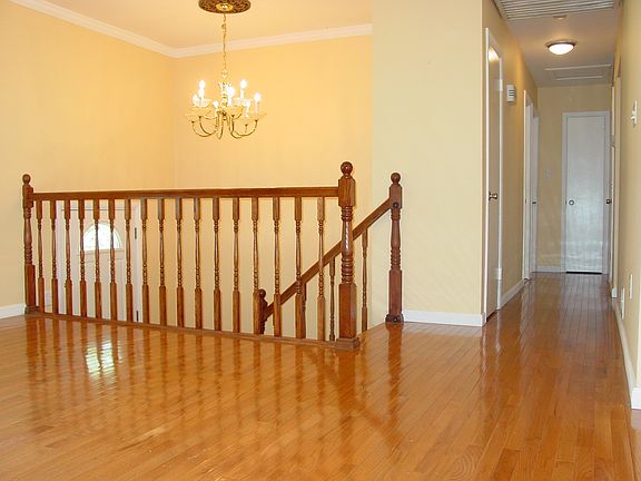4th image of 14350 Forestdale Ct