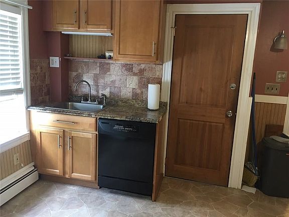 3rd image of 58 Mary Ave