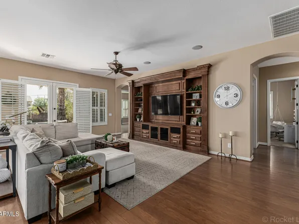 1397 E GLACIER Place, Chandler, AZ 85249