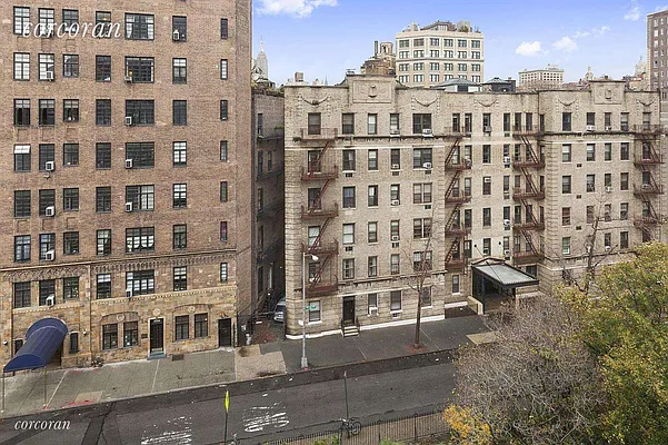 Rented by Corcoran | media 18