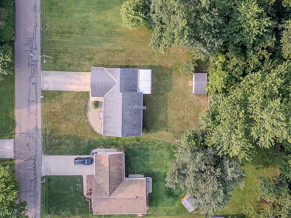 4th image of 580 Brewer Ave