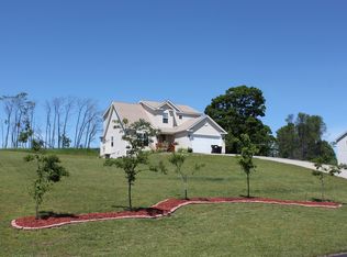 5867 Walloon Meadow Cir, Petoskey, MI 49770