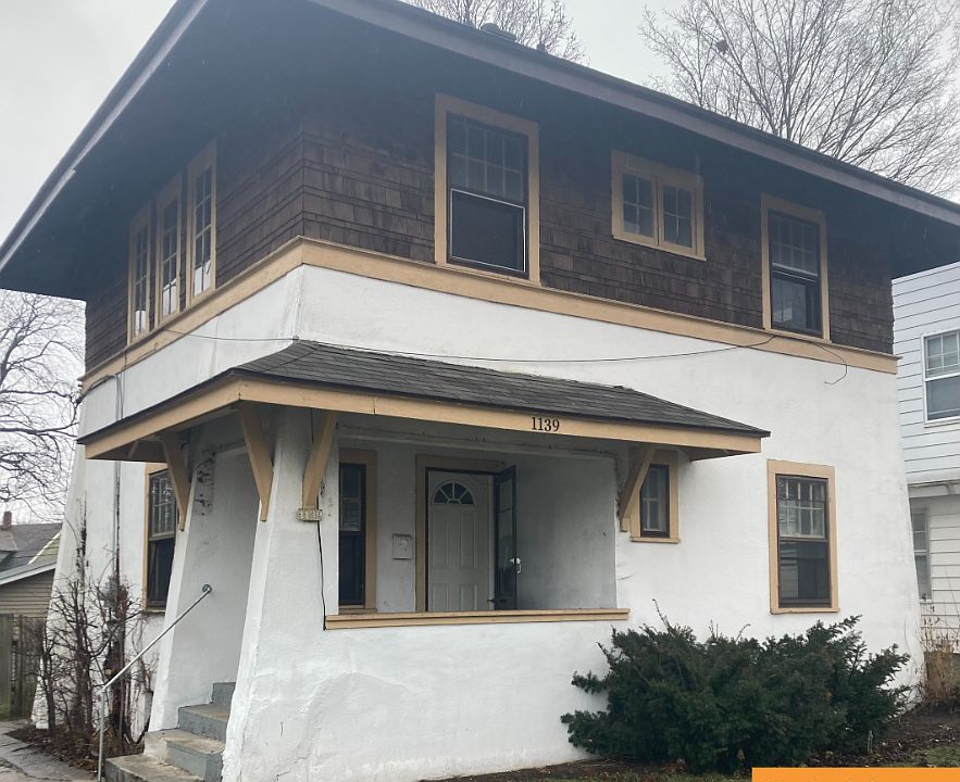 1st image of 1139 Walker Ave NW