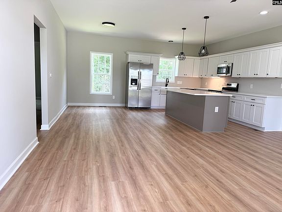 3rd image of 1186 Merribrook Ln