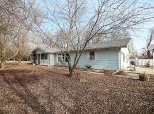 701 E 2685 North Rd, Moweaqua, IL 62550