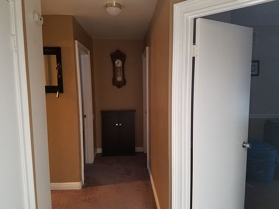4th image of 1104 W 56th St