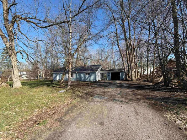 6 Harrington Ct, Potsdam, NY 13676
