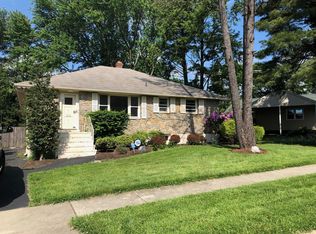 2229 W Huntington Dr, Wilmington, DE 19808