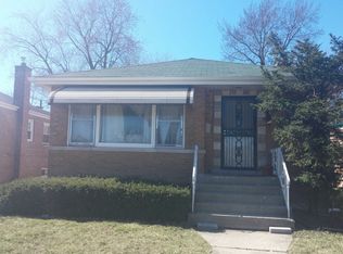 12512 S Paulina St, Calumet Park, IL 60827