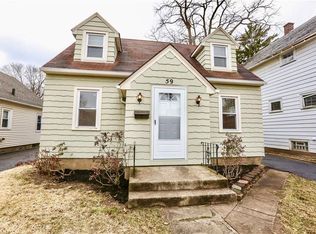 59 Chippendale Rd, Rochester, NY 14616